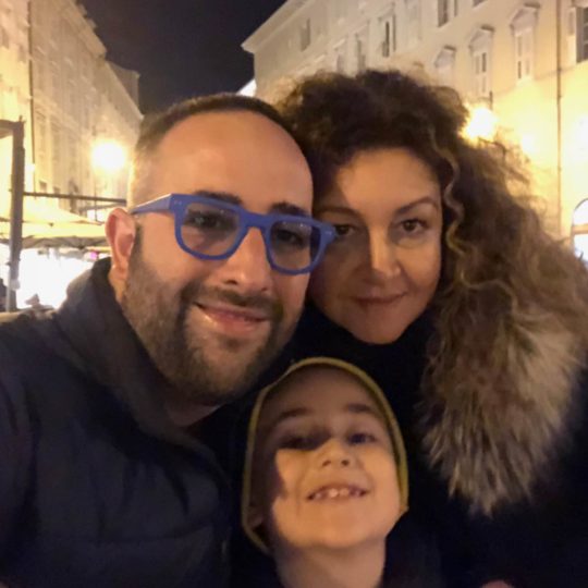 https://www.elettraericcardo.it/wp-content/uploads/2018/06/30-540x540.jpg